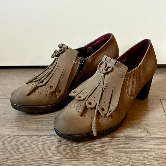 Marc Germany Suede Heels 2.5" - Picture 3 of 10